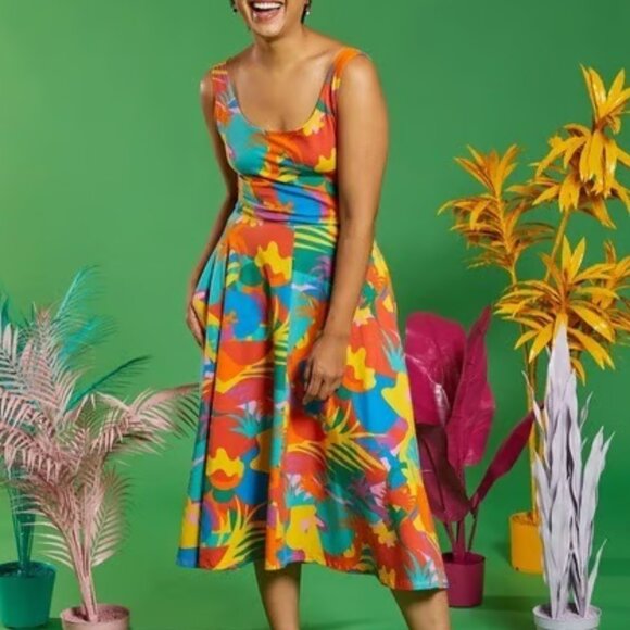 Nooworks Vacation Dress in Tropico Print - Picture 1 of 2